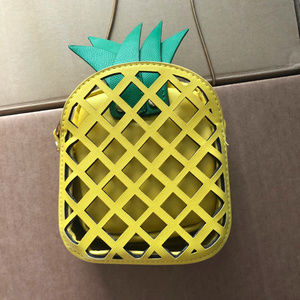 Pineapple Purse